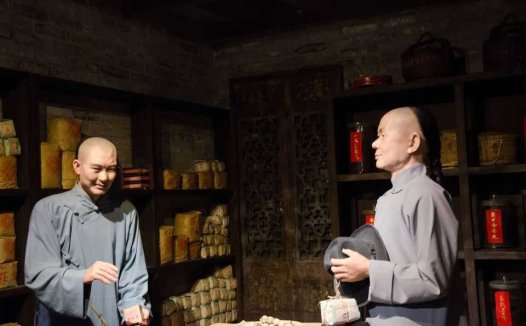 证辨寒热虚实气血，药取流通轻灵活泼