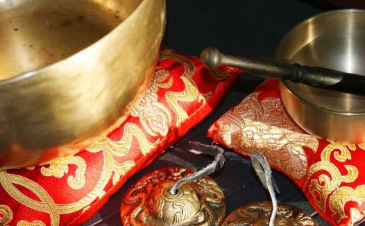 益气温阳搜风清热，治痹大法不离通络