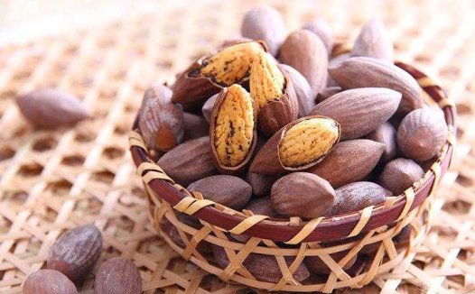 热非邪实，宜甘润甘凉；泄非湿聚，循缓中存津